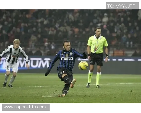 天下足球萨内蒂解说词的精彩瞬间与深刻分析分享 天下足球萨内蒂解说词的精彩瞬间与深刻分析分享